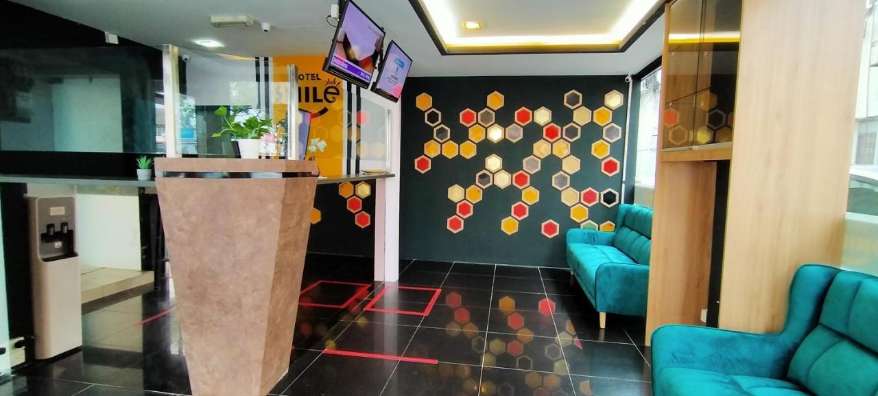 Smile Hotel Petaling Jaya SS2 Bagian luar foto