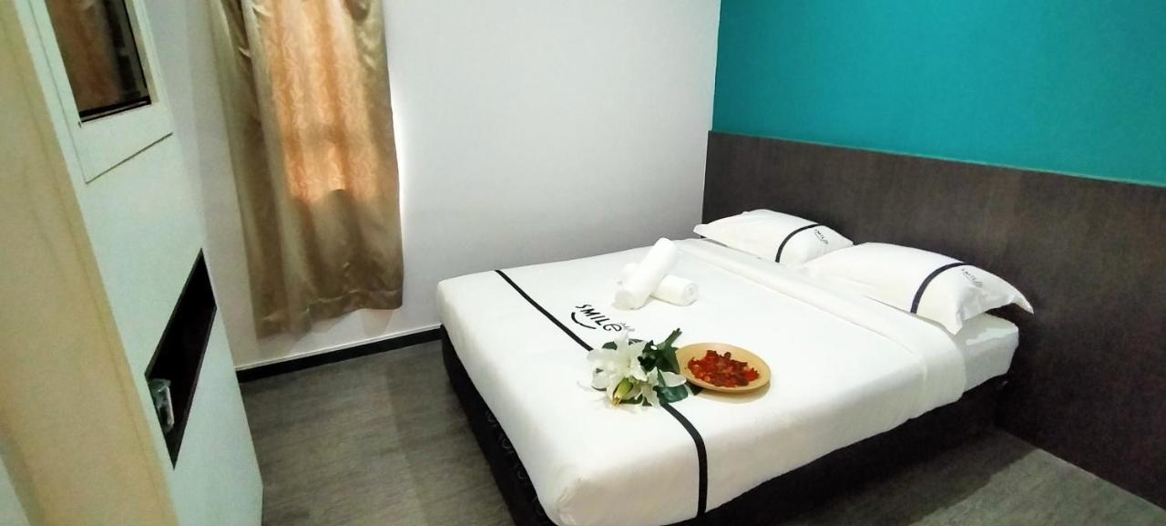 Smile Hotel Petaling Jaya SS2 Bagian luar foto
