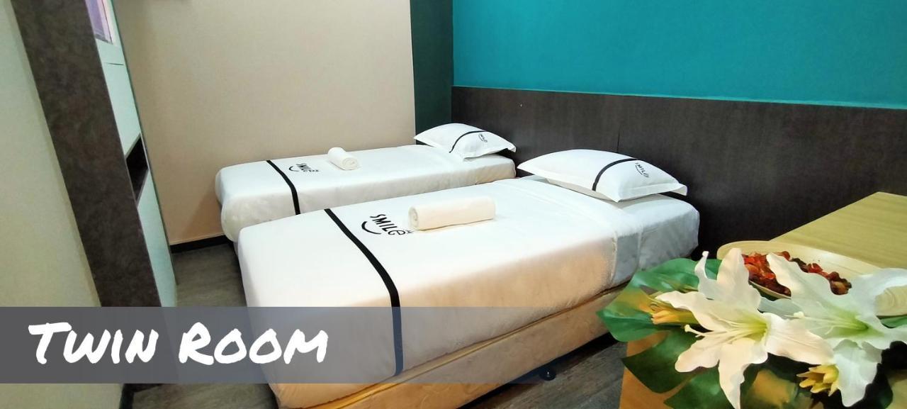 Smile Hotel Petaling Jaya SS2 Bagian luar foto
