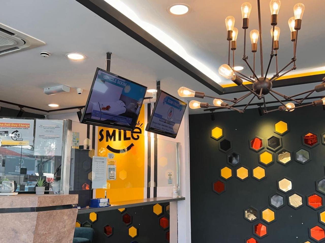 Smile Hotel Petaling Jaya SS2 Bagian luar foto